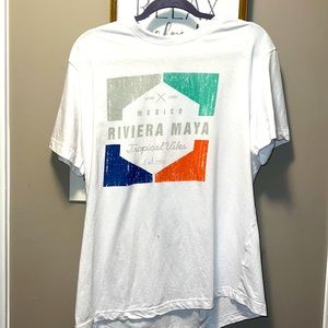 Rivera Maya, Mexico shirt in size L